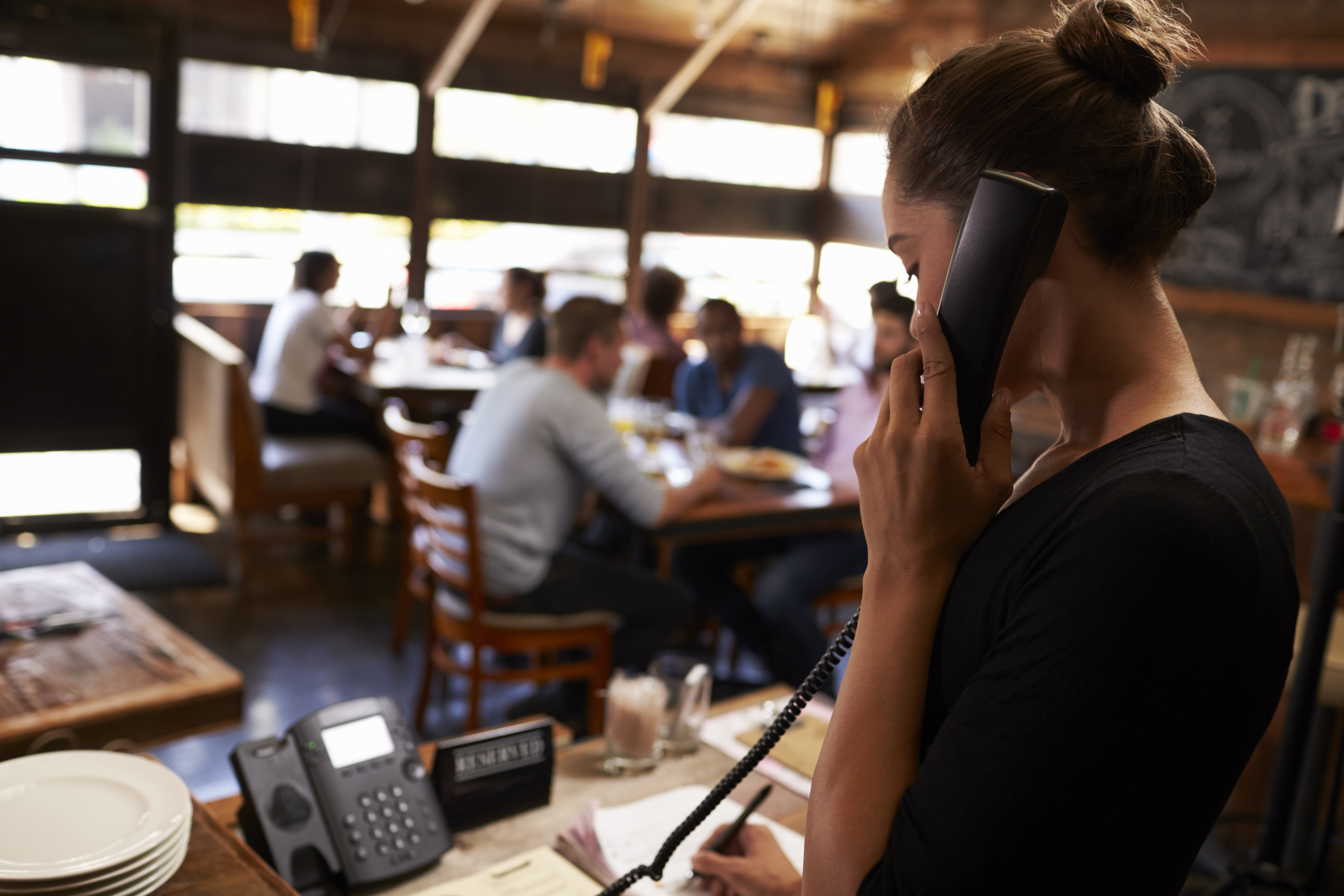 Estrategias para Reducir el Abandono de Reservas en Restaurantes